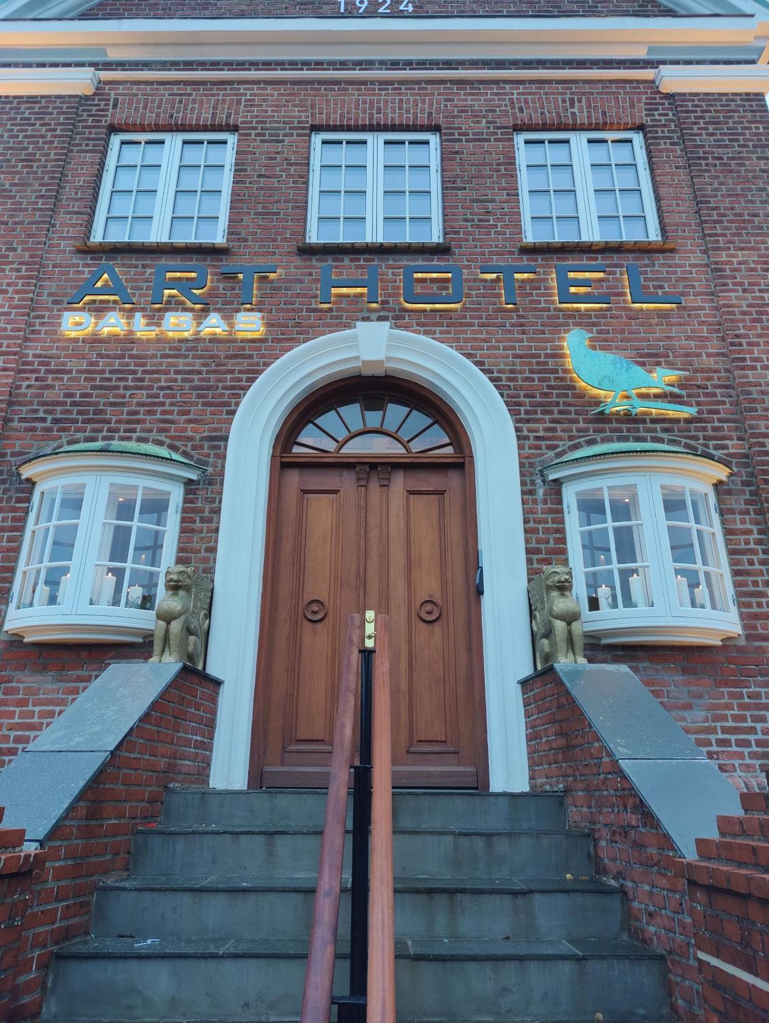 Art Hotel Dalgas, BW Signature Collection บรันเด ภายนอก รูปภาพ